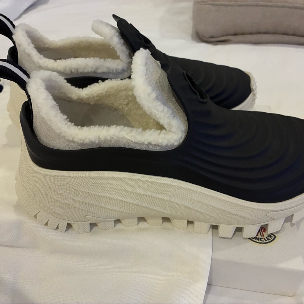 Moncler Black and White Acqua Boots - Picture 4 of 11